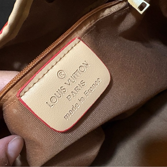 Stylish Drawstring Bucket Bag - Picture 6 of 16